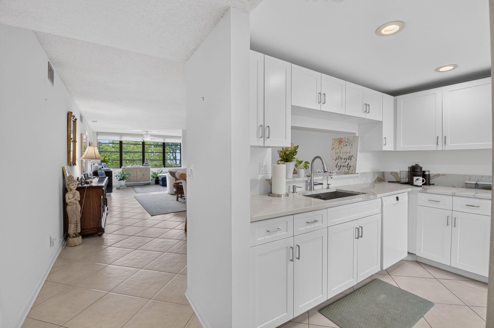 15075 Witney Road, Unit 212 Delray Beach, FL 33484 - Photo 7 of 30 7-web-or-mls-DSC_0881