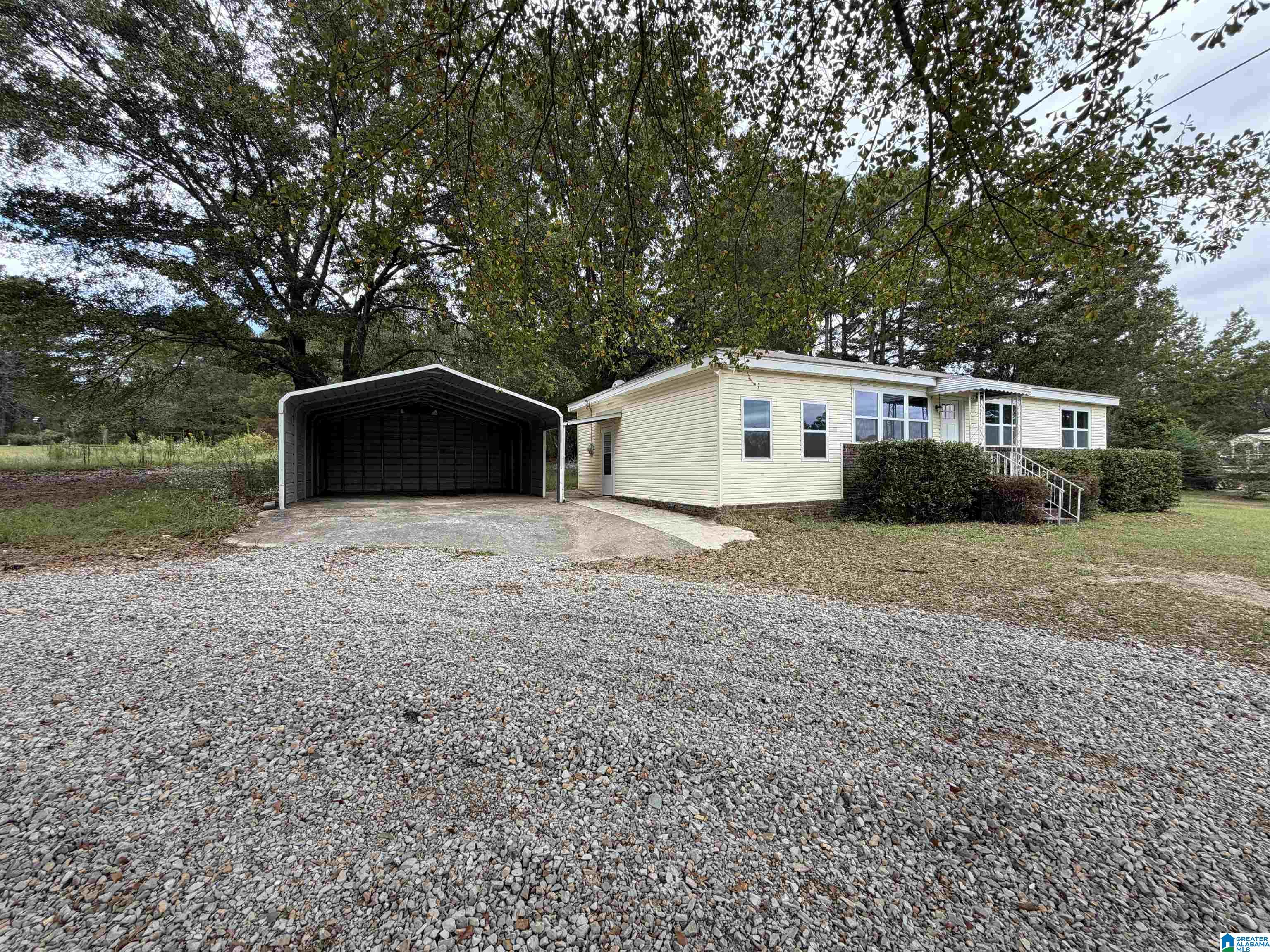 240 Tumblin Road Warrior, AL 35180 - Photo 5 of 28