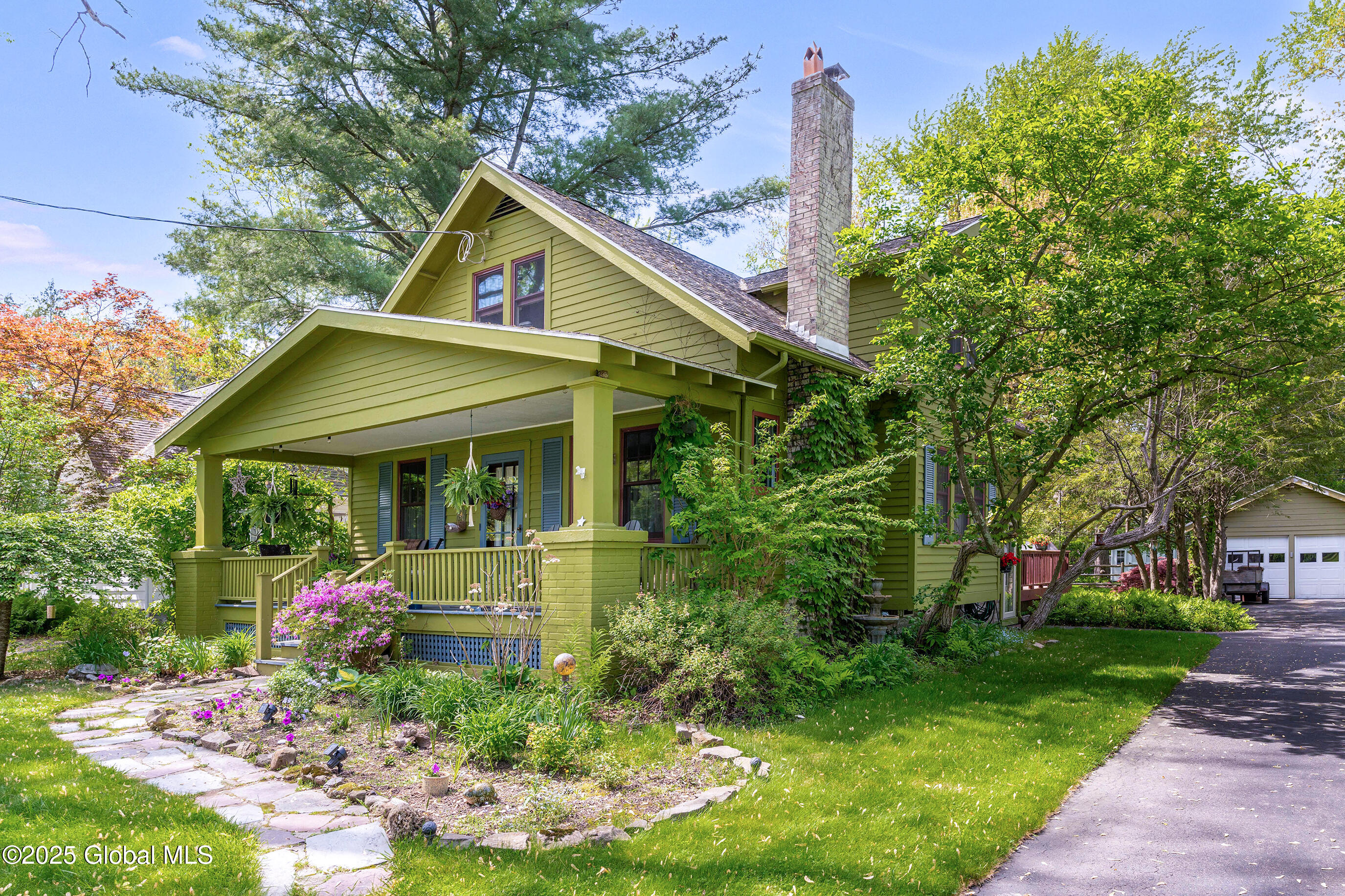 7 Capitol Avenue Bethlehem, NY 12054 - Photo 1 of 40 004-7-Capitol-Ave