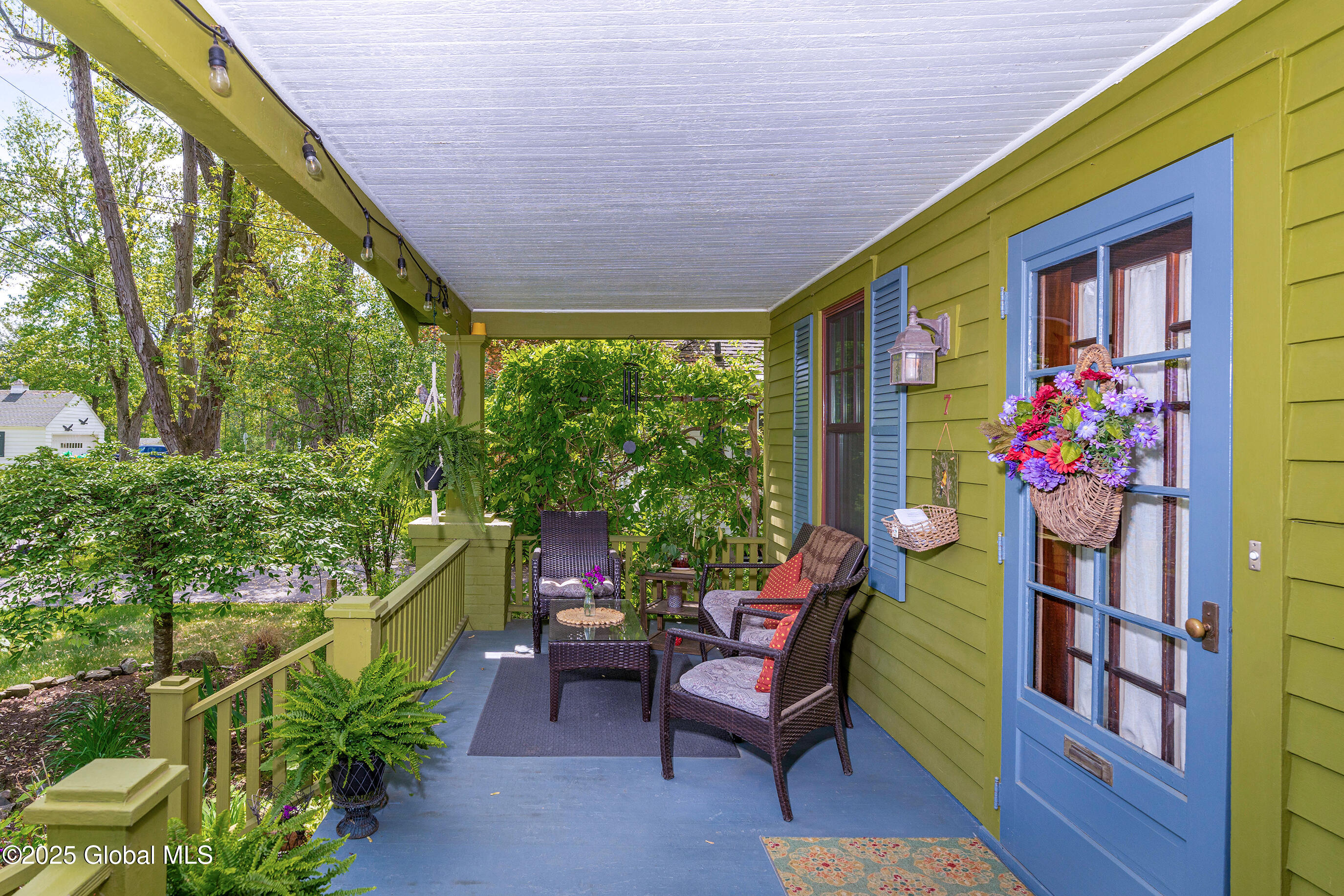 7 Capitol Avenue Bethlehem, NY 12054 - Photo 4 of 40 002-7-Capitol-Ave