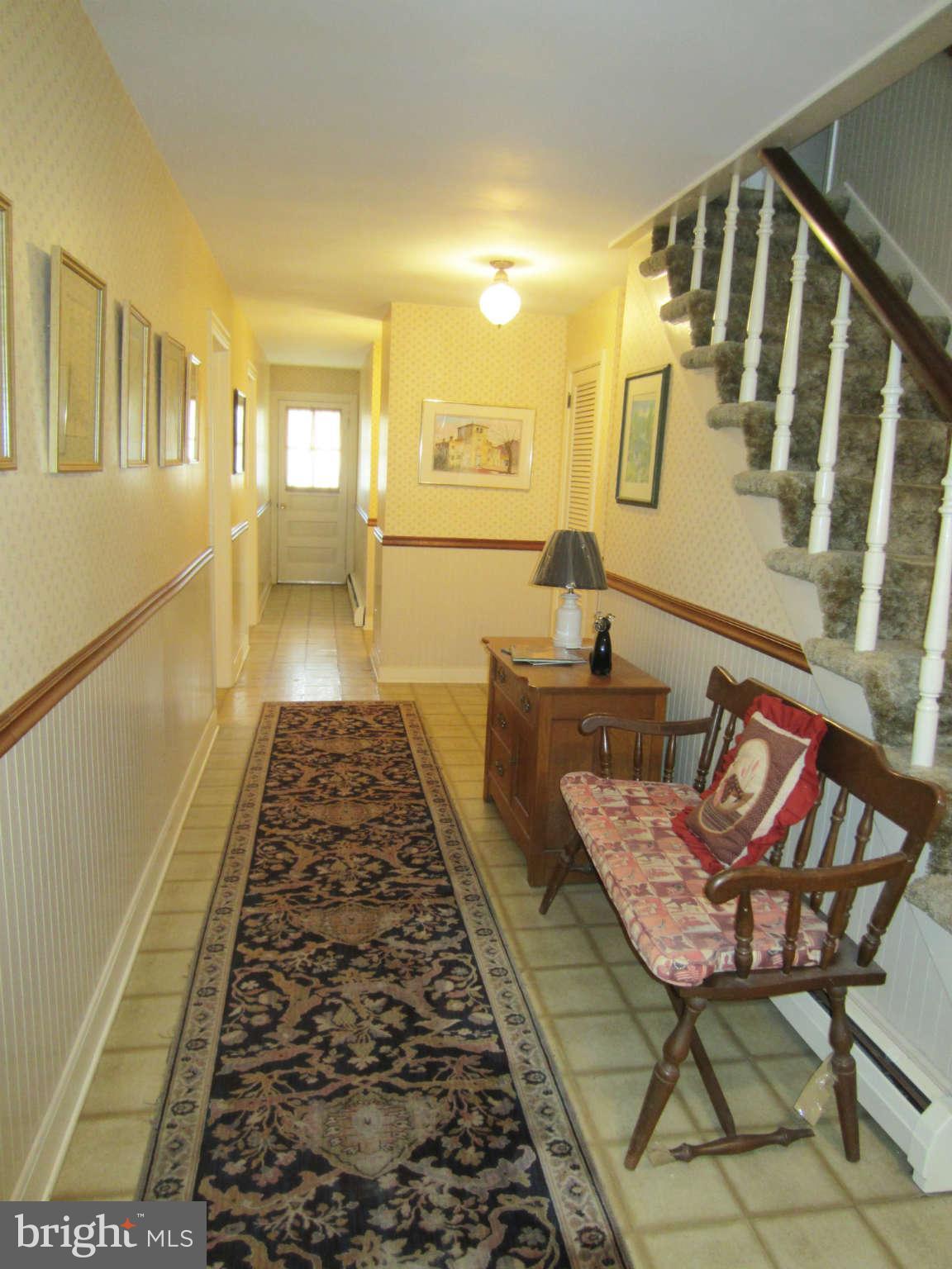 609 Bayard Road Lothian, MD 20711 - Photo 4 of 30 Interior (General)