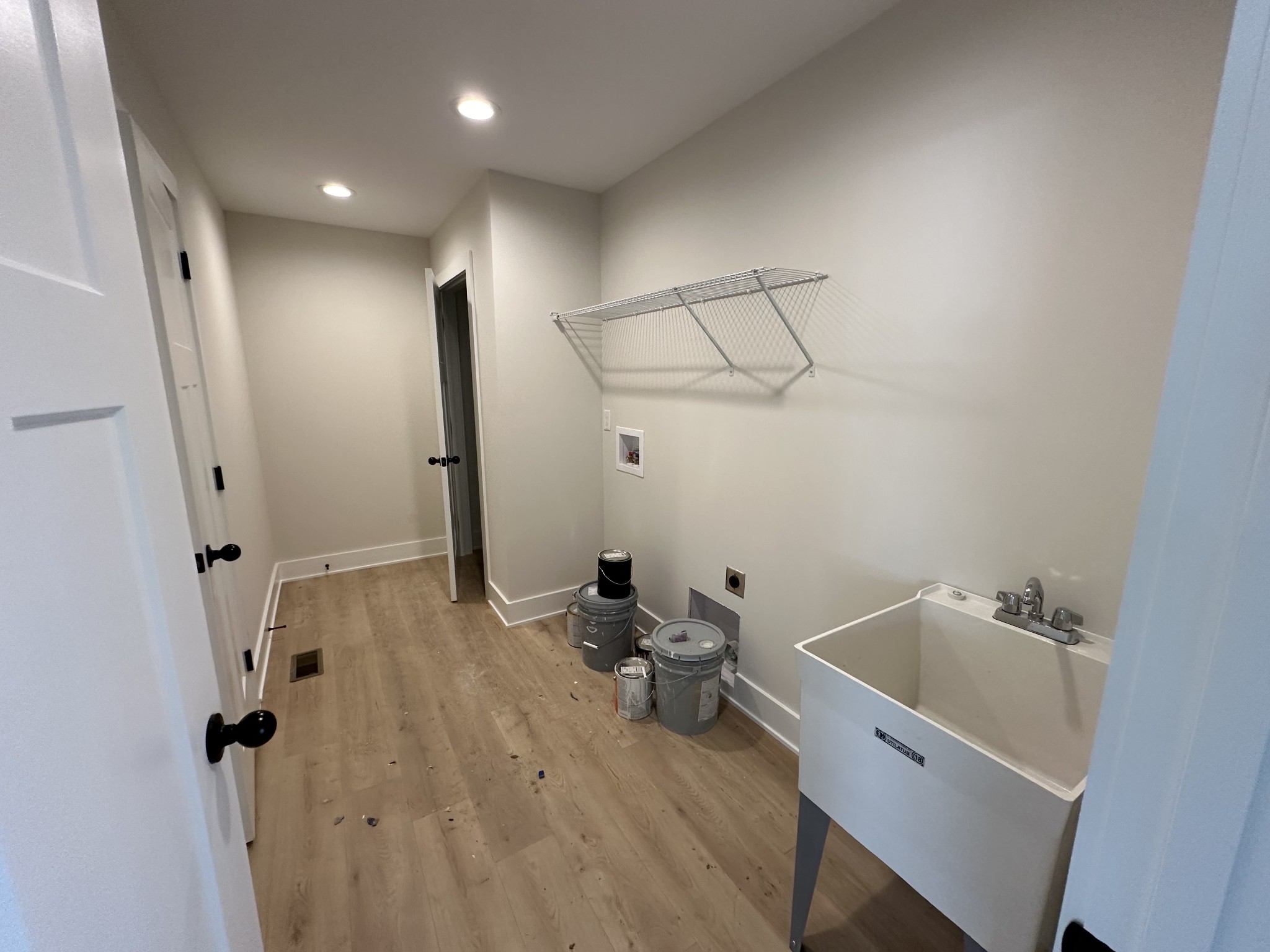345 Jim Courtney Road Portland, TN 37148 - Photo 12 of 14 a room with a table and chairs