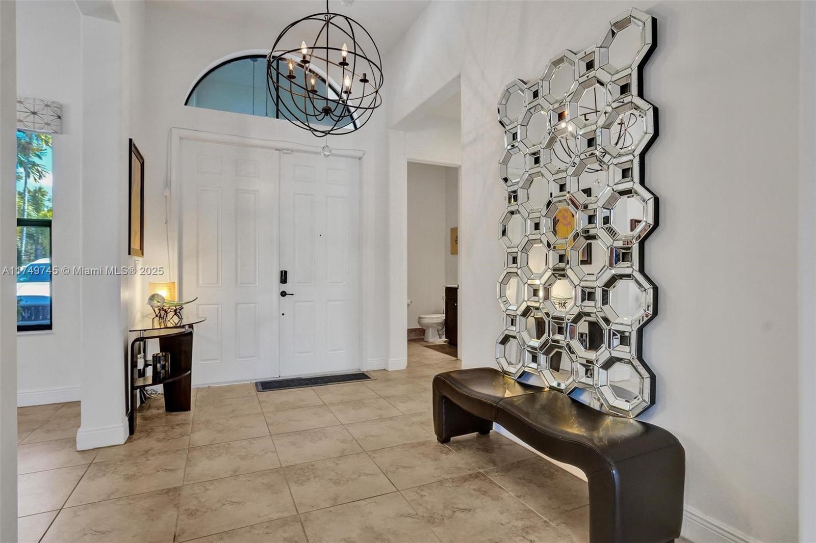 4455 Parkside Road Davie, FL 33328 - Photo 3 of 66 a view of a livingroom with furniture