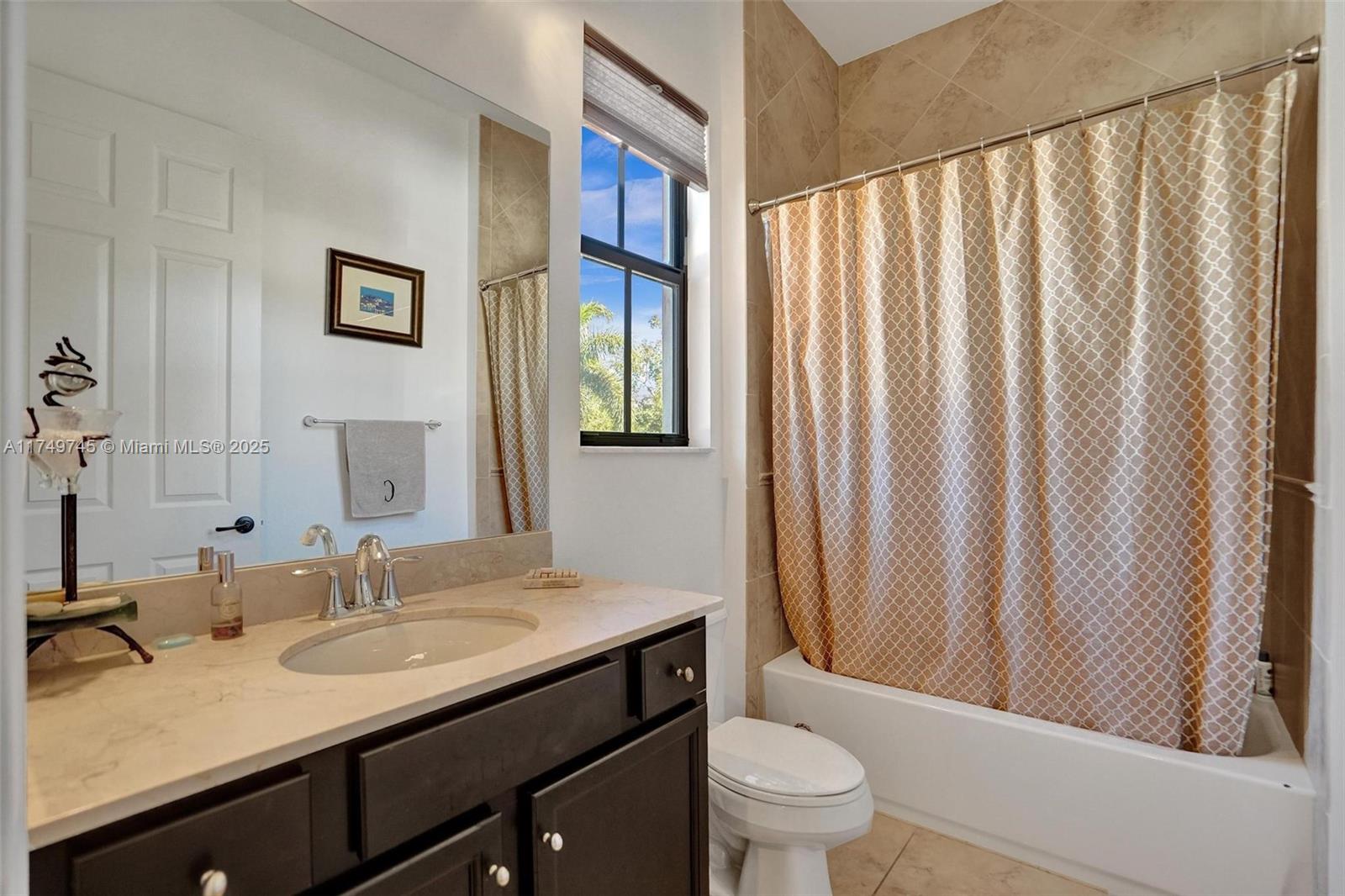 4455 Parkside Road Davie, FL 33328 - Photo 56 of 66 Bedroom #5 Private Bathroom #5