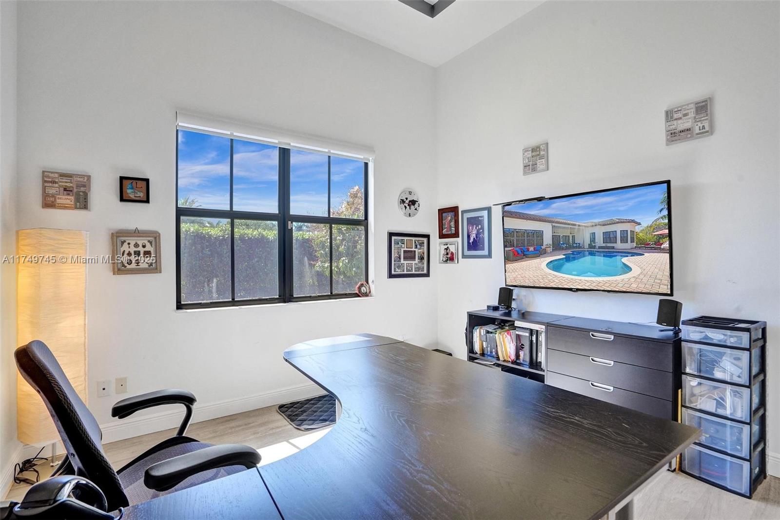 4455 Parkside Road Davie, FL 33328 - Photo 58 of 66 a workspace with furniture and window