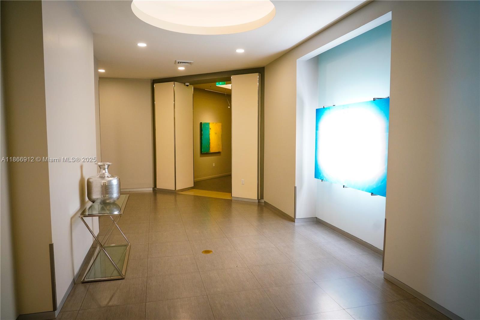 Edgewater Miami, FL 33132 - Photo 48 of 52 a view of empty room