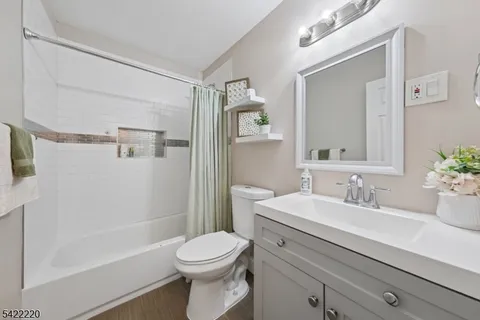 $599,000 | 1269 Crescent Avenue, Roselle, NJ 07203