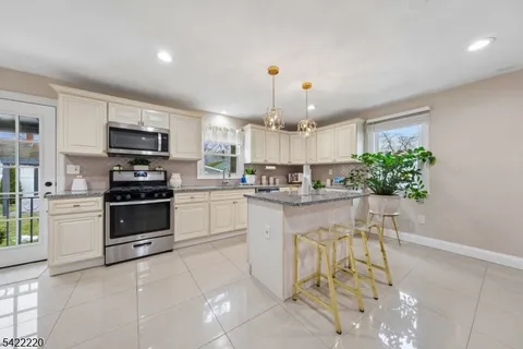 $599,000 | 1269 Crescent Avenue, Roselle, NJ 07203