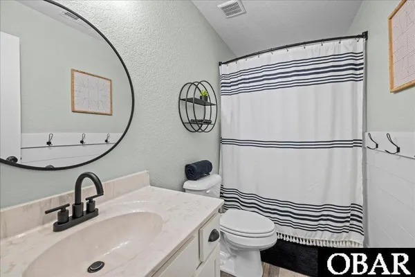 $599,900 | 124 Parrish Point Lane, Unit 7, Moyock, NC 27958