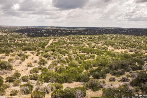 $595,000 | 45720 SD 45720, Rocksprings, TX 78880