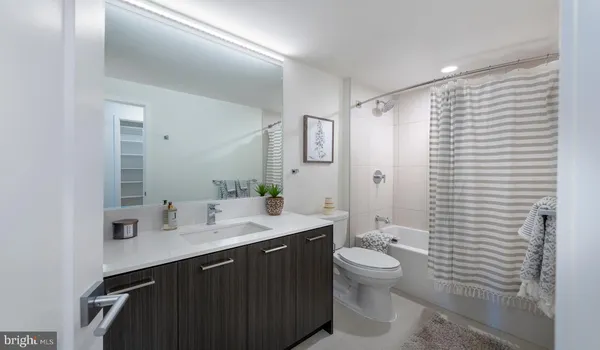 $4,676 | 4710 Elm Street, Unit 2BW2504, Bethesda, MD 20814