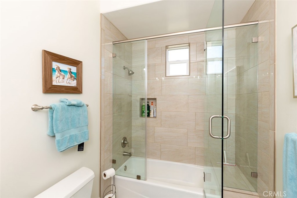2260 Panoramic Way Vista, CA 92084 - Photo 24 of 55