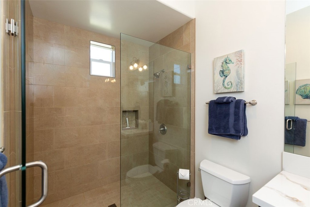 2260 Panoramic Way Vista, CA 92084 - Photo 27 of 55