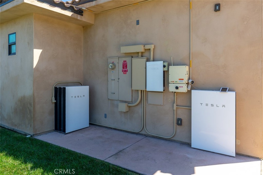 2260 Panoramic Way Vista, CA 92084 - Photo 38 of 55