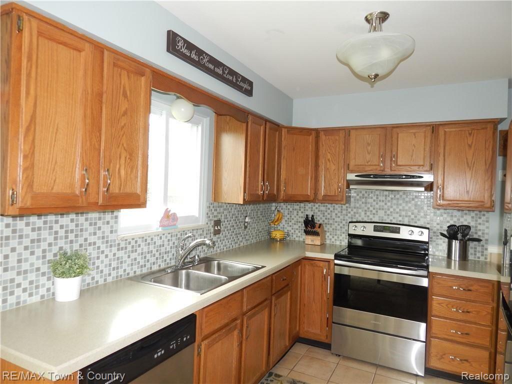 8111 Carpenter Road Flushing, MI 48433 - Photo 19 of 44