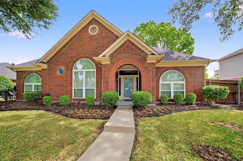 5618 Allen Lane Rowlett, TX 75088 - Photo 35 of 35 a front view of a house with garden