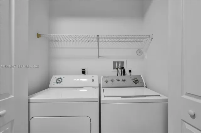 $3,250 | 4088 West Palm Aire Drive, Unit 21, Pompano Beach, FL 33069