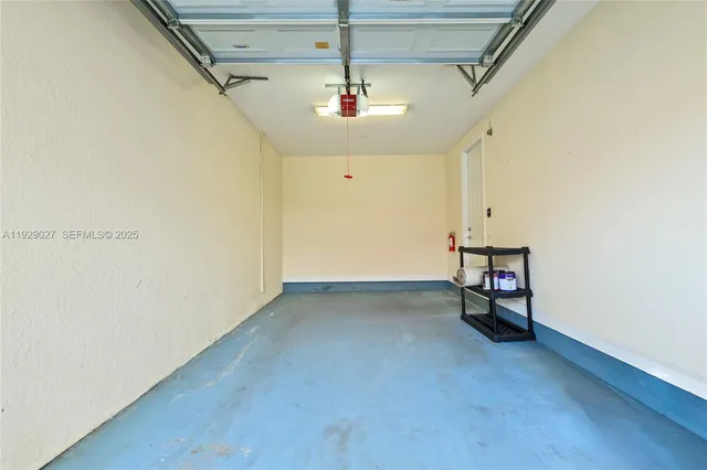 $3,250 | 4088 West Palm Aire Drive, Unit 21, Pompano Beach, FL 33069