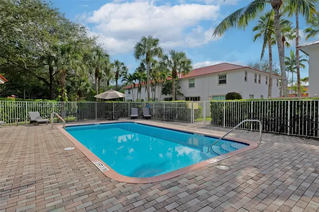 $3,250 | 4088 West Palm Aire Drive, Unit 21, Pompano Beach, FL 33069