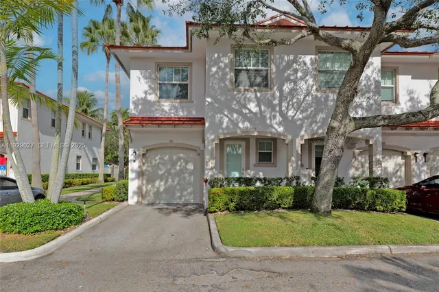 $3,250 | 4088 West Palm Aire Drive, Unit 21, Pompano Beach, FL 33069