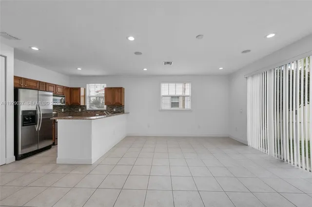 $3,250 | 4088 West Palm Aire Drive, Unit 21, Pompano Beach, FL 33069