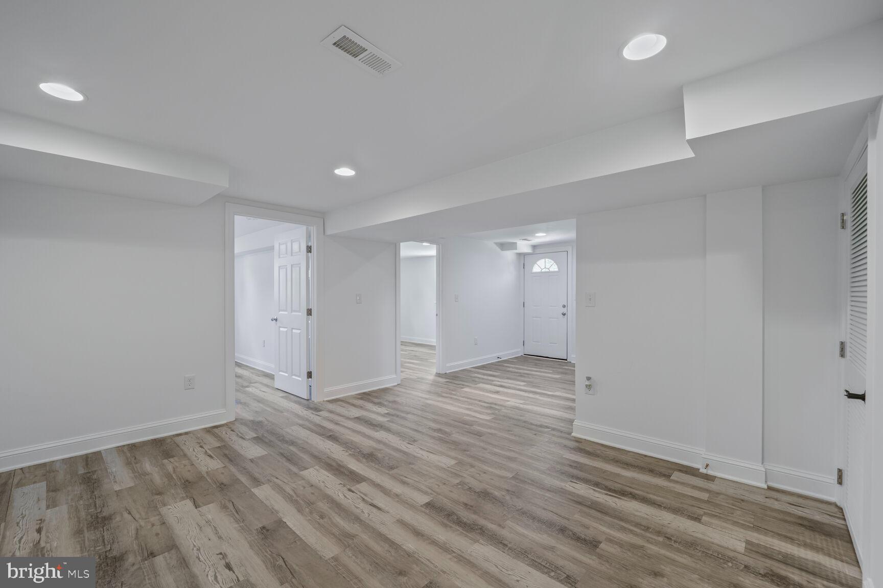10213 Duvawn Place Silver Spring, MD 20902 - Photo 20 of 37 a view of an empty room