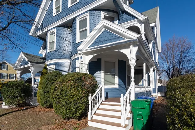 $889,000 | 65-67 Pearl Street, Unit 1, Newton, MA 02458