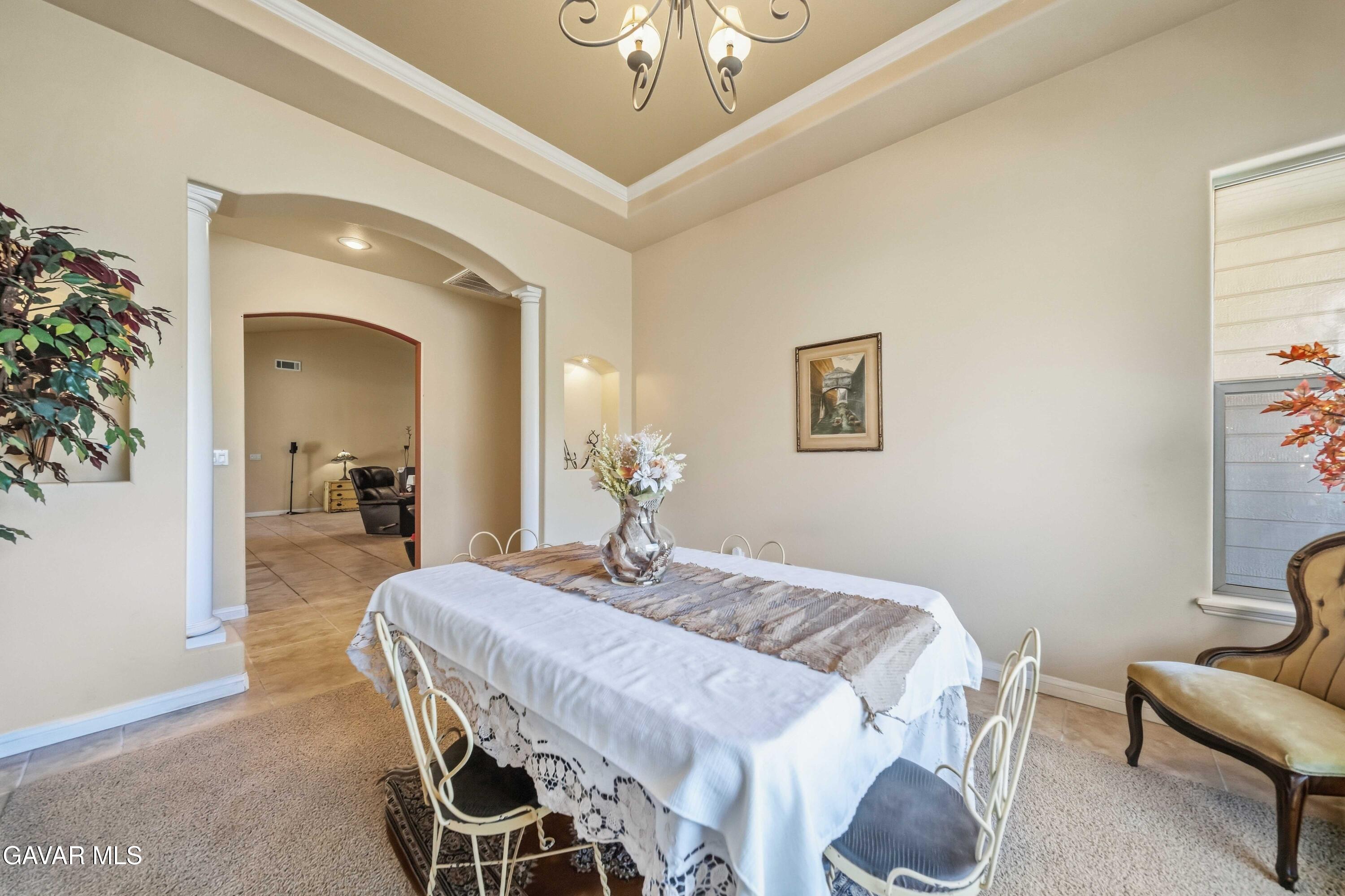 25370 Bear Valley Road Tehachapi, CA 93561 - Photo 22 of 65 25370 Bear Valley Rd Tehachapi-21