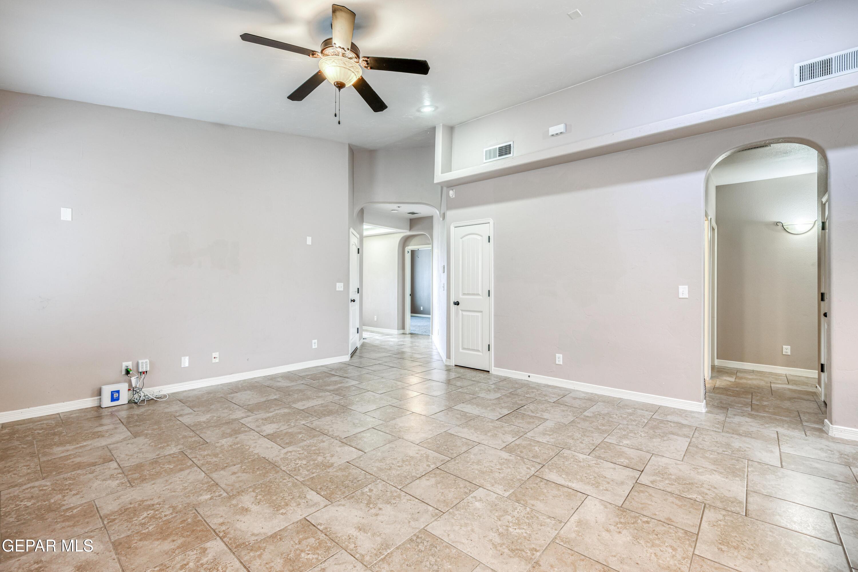14209 Rattler Point Drive El Paso, TX 79938 - Photo 21 of 54 362A5508_HDR