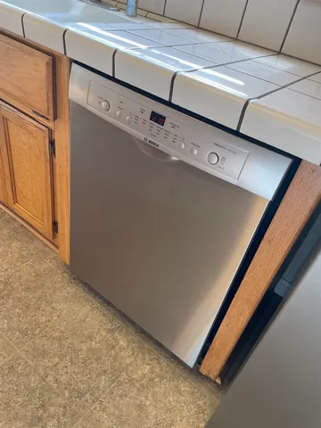 $569,000 | 451 Palisades Drive, Chico, CA 95928