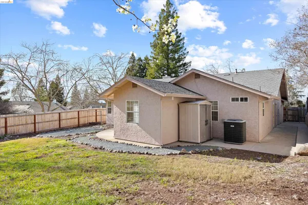 $544,000 | 451 Palisades Drive, Chico, CA 95928