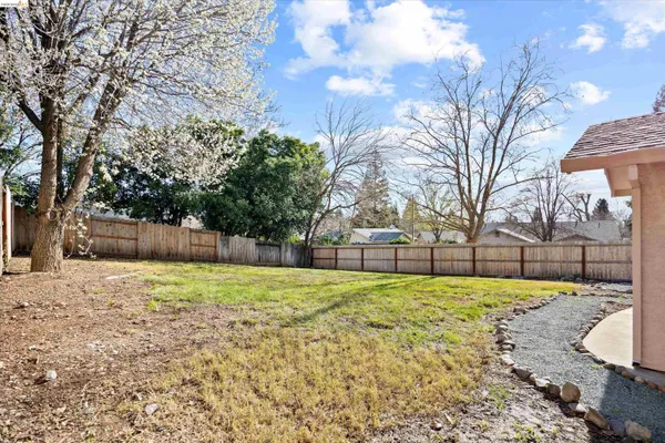 $544,000 | 451 Palisades Drive, Chico, CA 95928