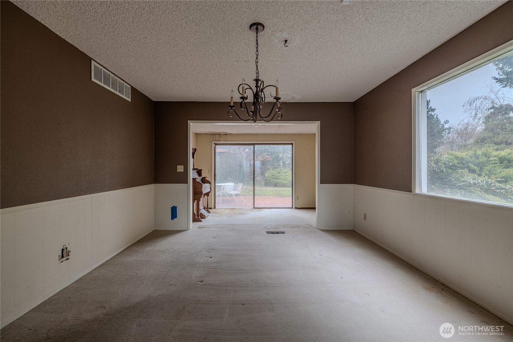 2328 Easy Street Wenatchee, WA 98801 - Photo 11 of 37