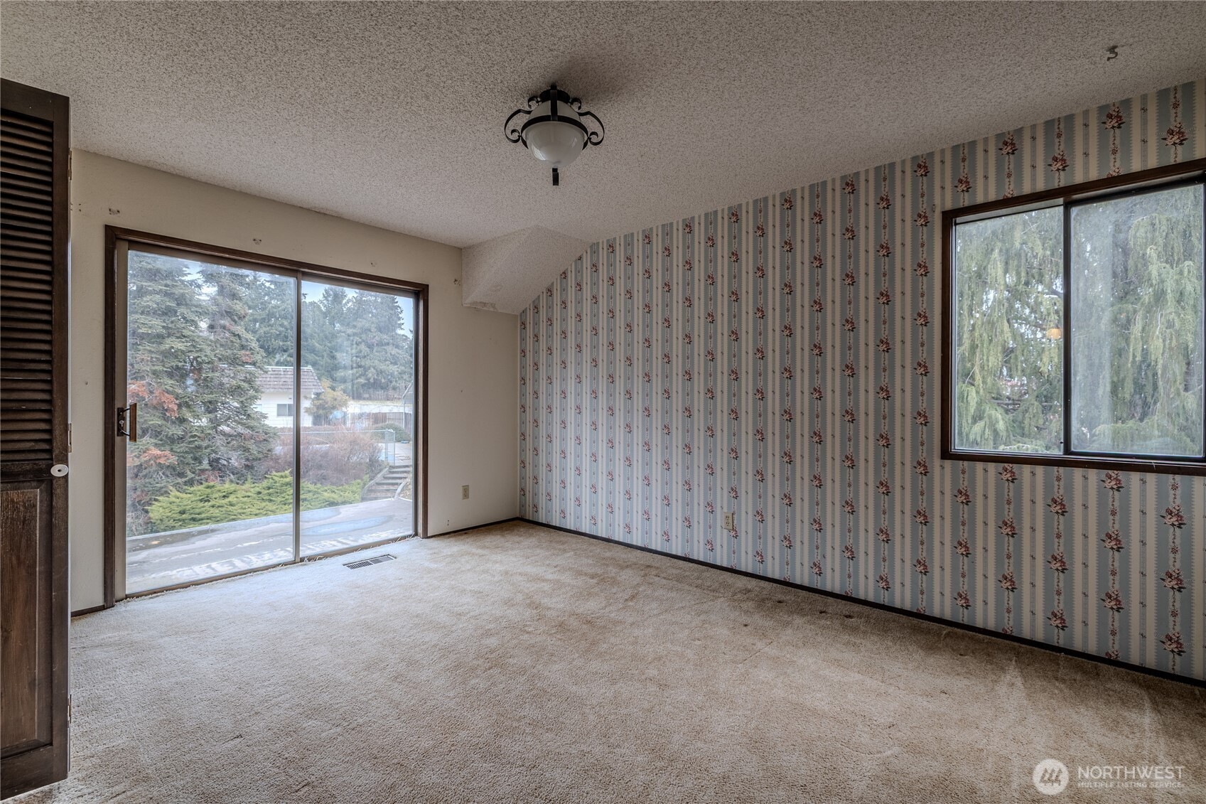 2328 Easy Street Wenatchee, WA 98801 - Photo 17 of 37