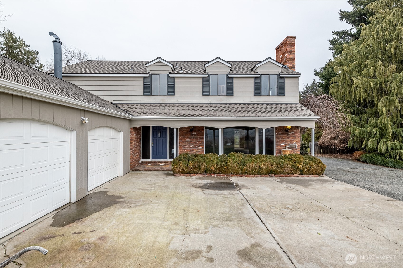 2328 Easy Street Wenatchee, WA 98801 - Photo 2 of 37