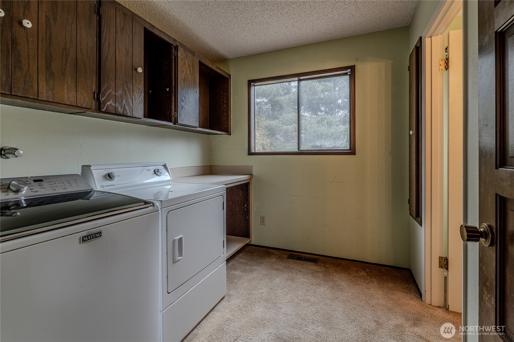 2328 Easy Street Wenatchee, WA 98801 - Photo 5 of 37