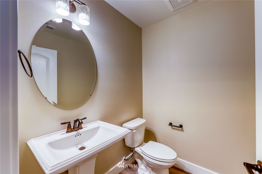 20879 President Point Road Northeast Kingston, WA 98346 - Photo 23 of 39 Gallery Image 23