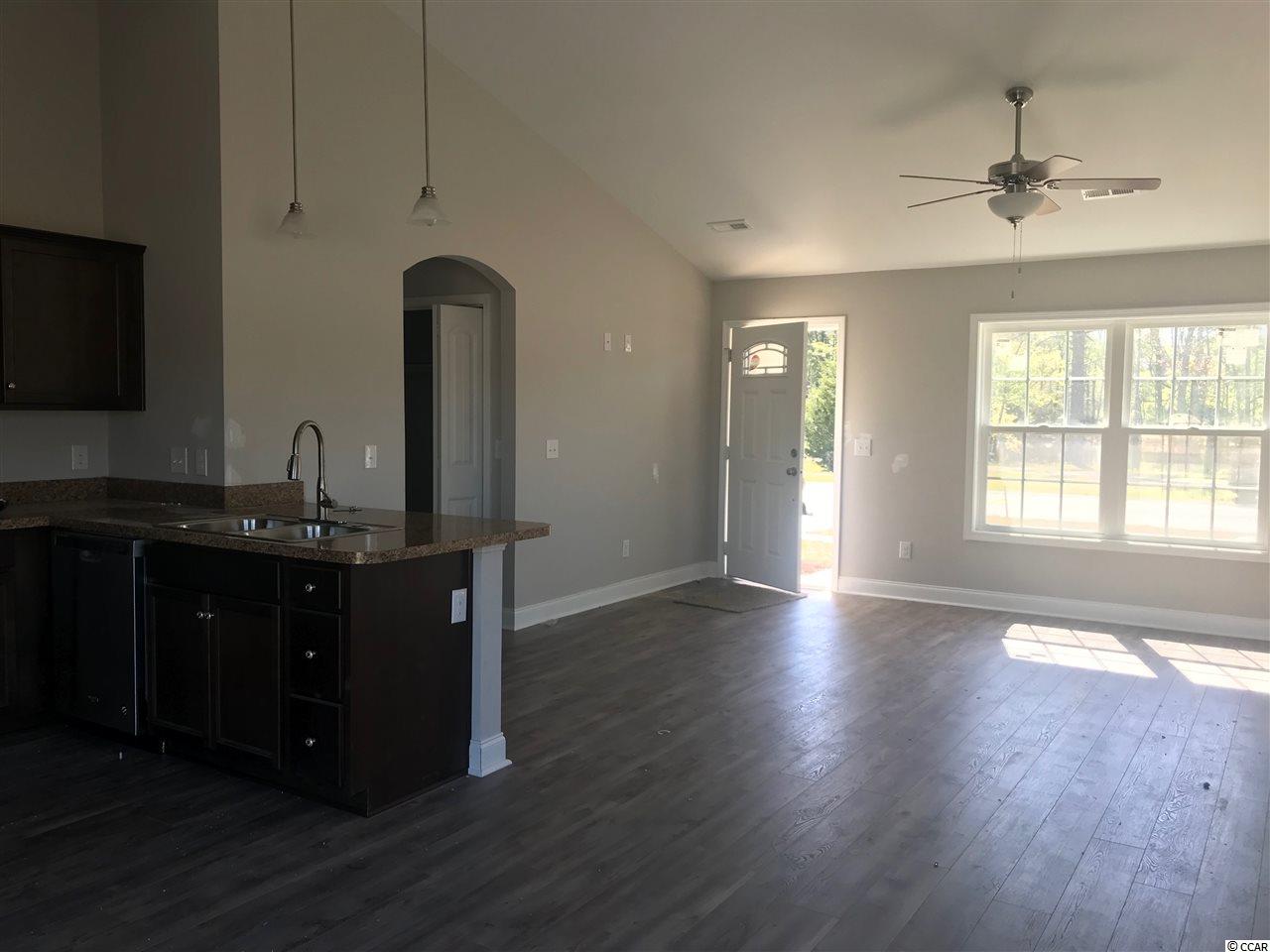 136 Pumpkin Ash Loop Conway, SC 29527 - Photo 4 of 12 Gallery Image 4