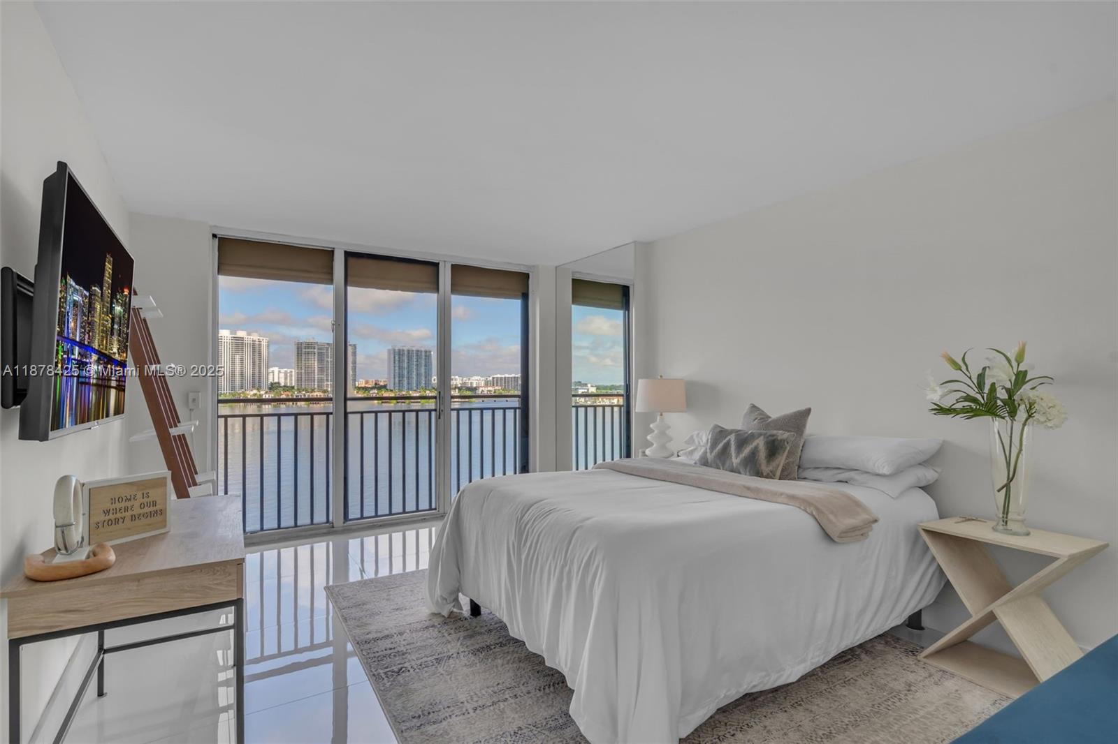 17720 North Bay Road, Unit 903 Sunny Isles Beach, FL 33160 - Photo 15 of 63