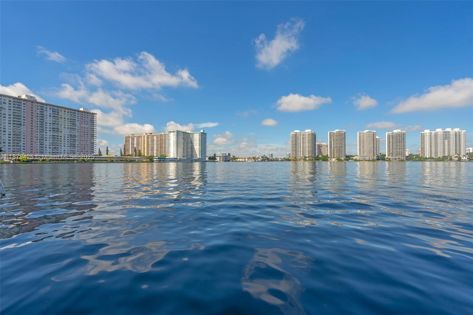 17720 North Bay Road, Unit 903 Sunny Isles Beach, FL 33160 - Photo 34 of 63