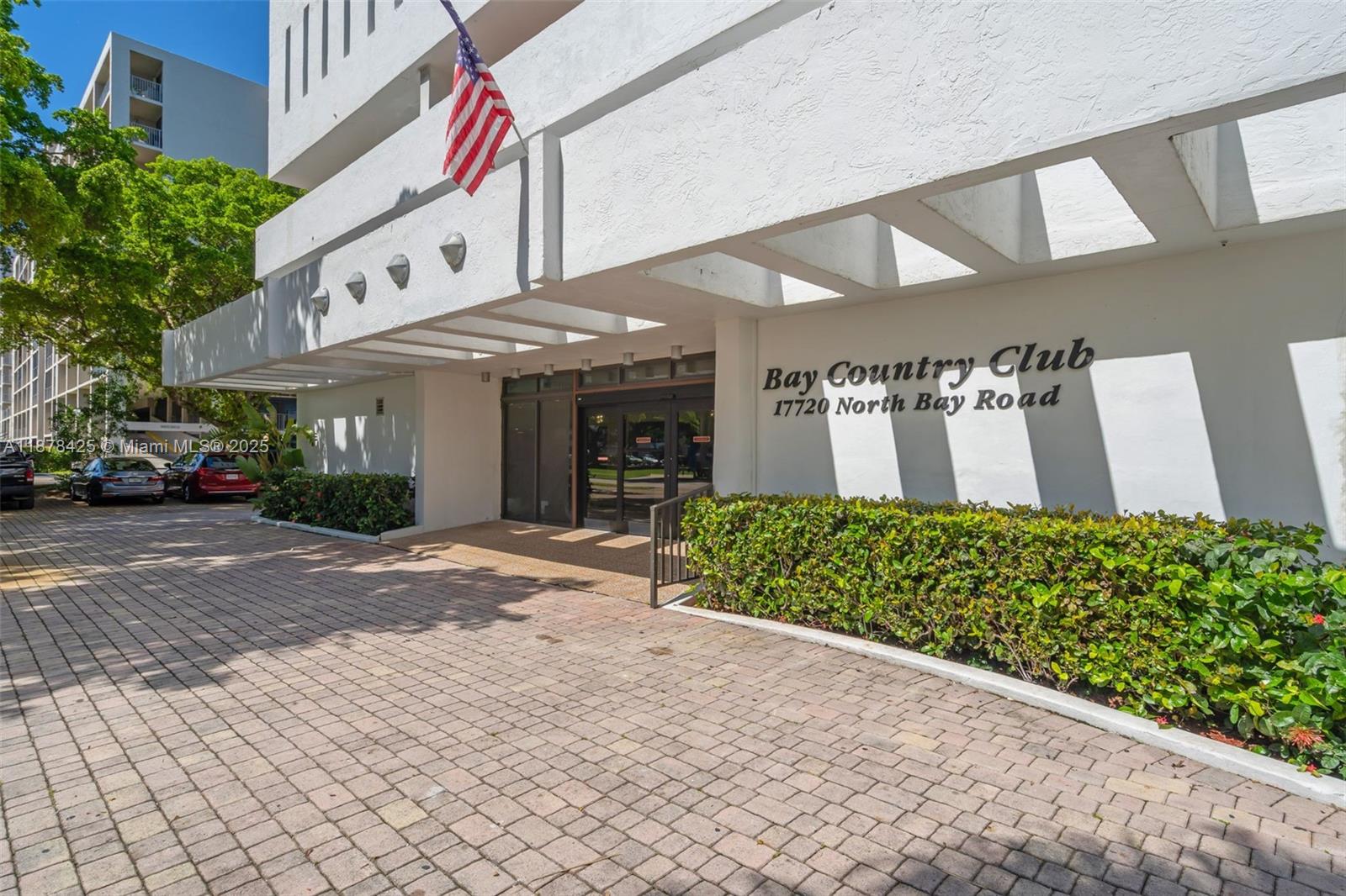 17720 North Bay Road, Unit 903 Sunny Isles Beach, FL 33160 - Photo 39 of 63