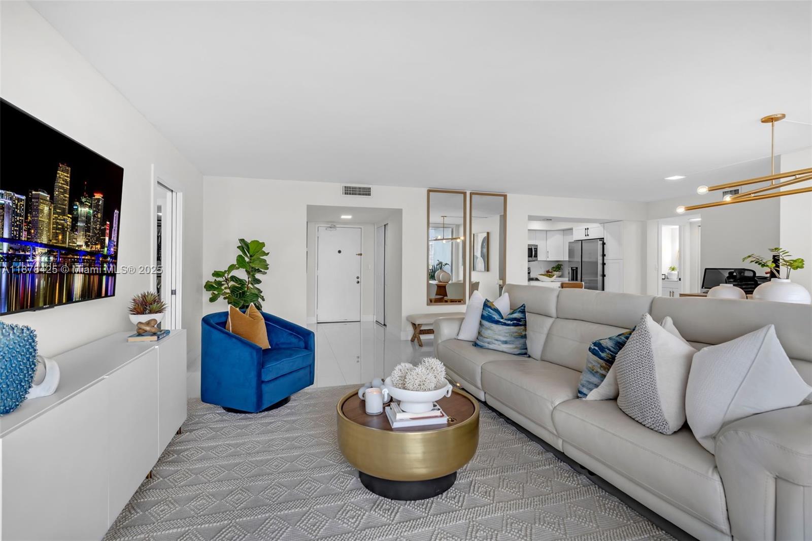17720 North Bay Road, Unit 903 Sunny Isles Beach, FL 33160 - Photo 4 of 63