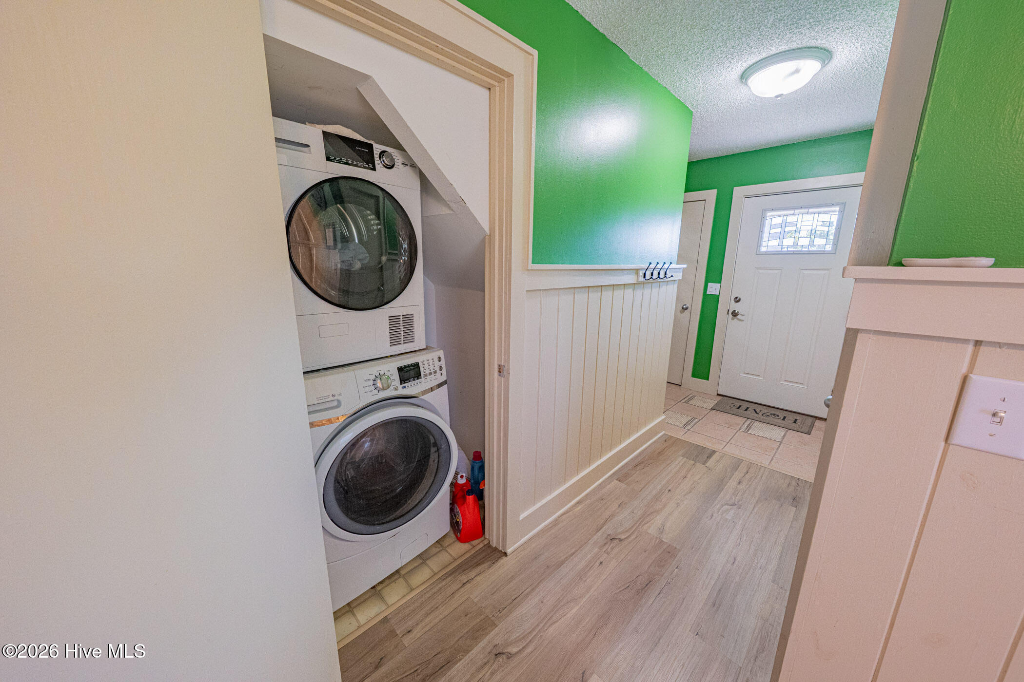 212 West Kitty Hawk Road Kitty Hawk, NC 27949 - Photo 9 of 18 212 W Kitty Hawk Rd Kitty Hawk38 (1)