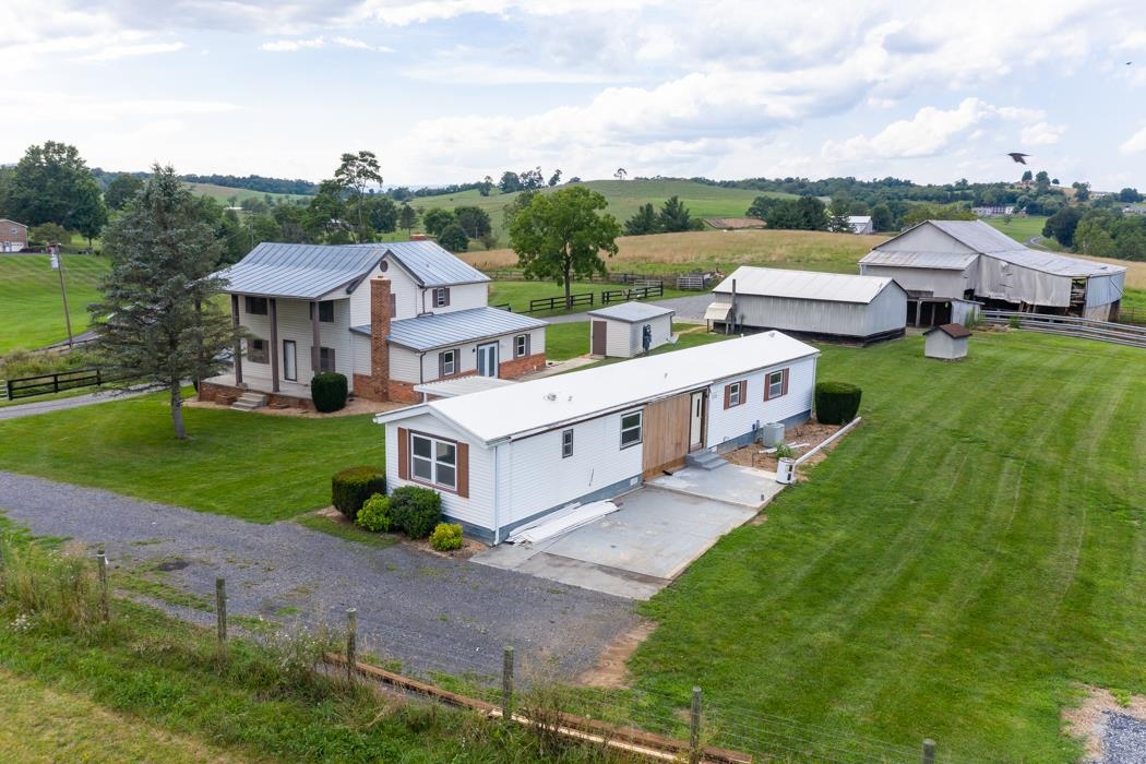 2349 Spring Hill Road Staunton, VA 24401 - Photo 15 of 75 Gallery Image 15