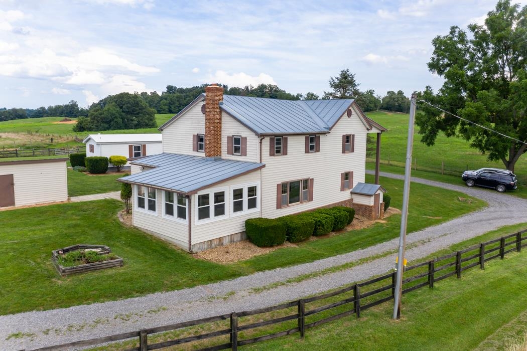 2349 Spring Hill Road Staunton, VA 24401 - Photo 8 of 75 Gallery Image 8