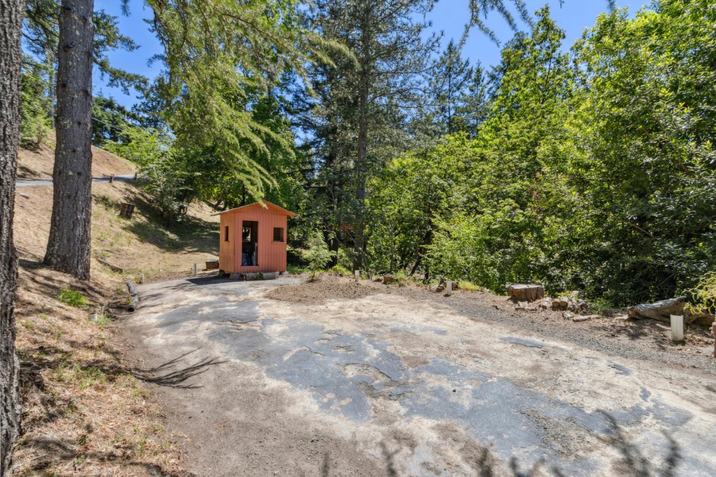 24895 Skyland Road Los Gatos, CA 95033 - Photo 68 of 113