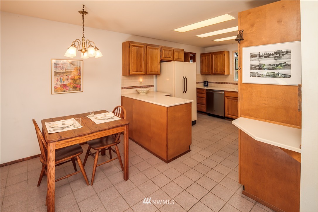 630 Clark Road Bellingham, WA 98225 - Photo 4 of 21