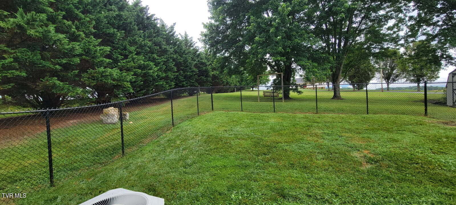 925 Whirlwind Road Greeneville, TN 37743 - Photo 16 of 20 bk fence