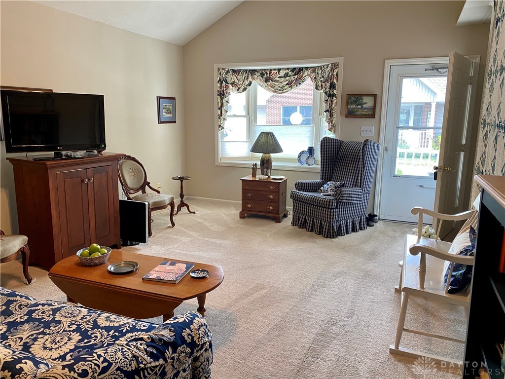 478 Ridgeview Court Springfield, OH 45504 - Photo 3 of 24 Gallery Image 3