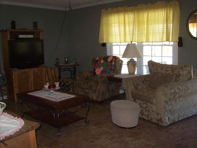 3381 Sims Road Shelbyville, TN 37160 - Photo 17 of 19 Gallery Image 17